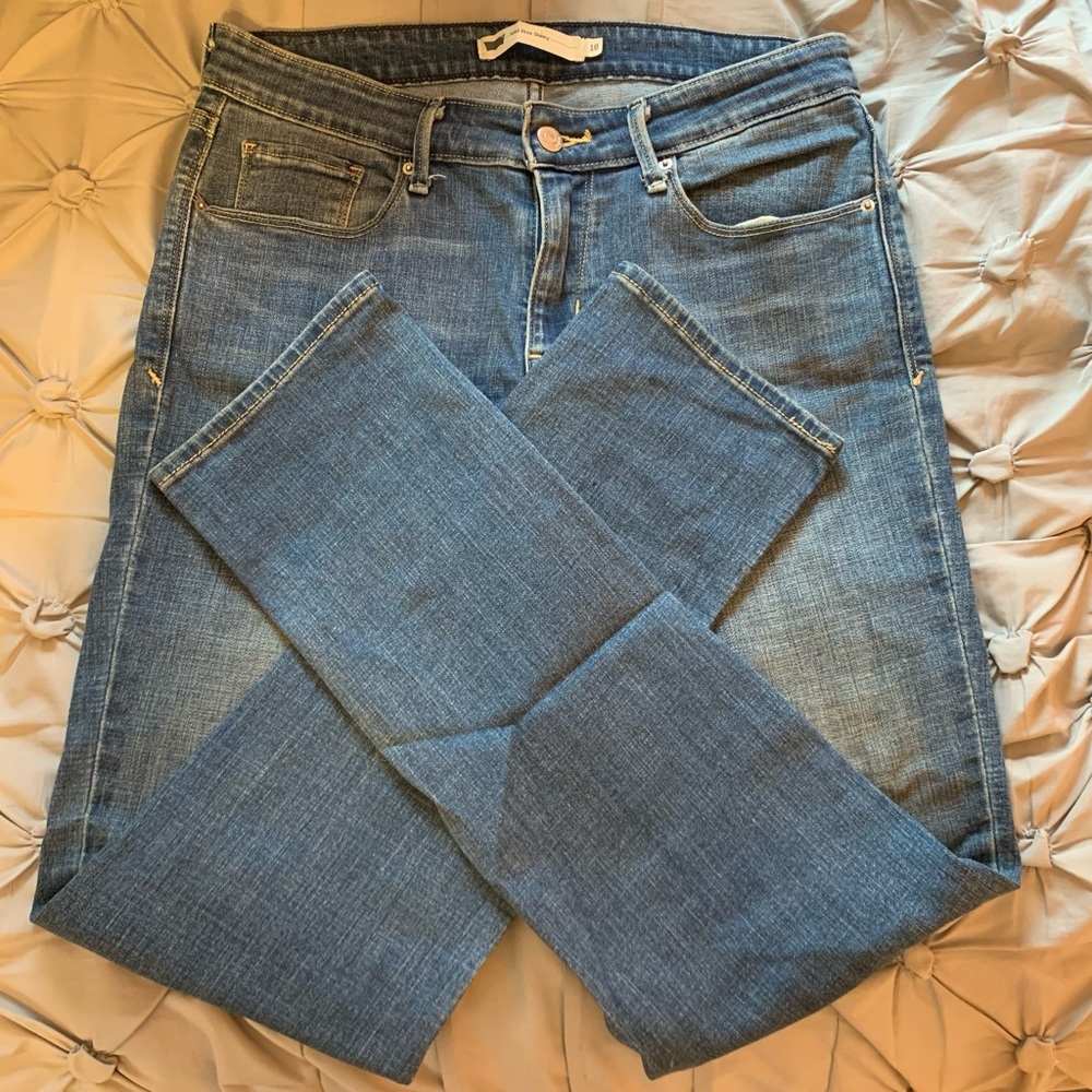 Levi’s Mid-Rise Skinny Jeans